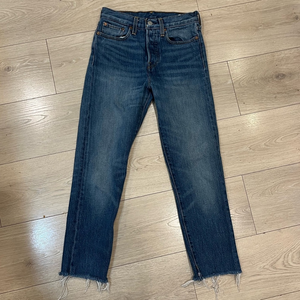 LEVI wedgie straight cropped jeans- 24